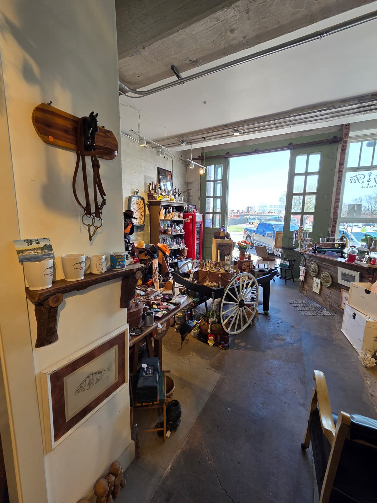 Curated collectible item