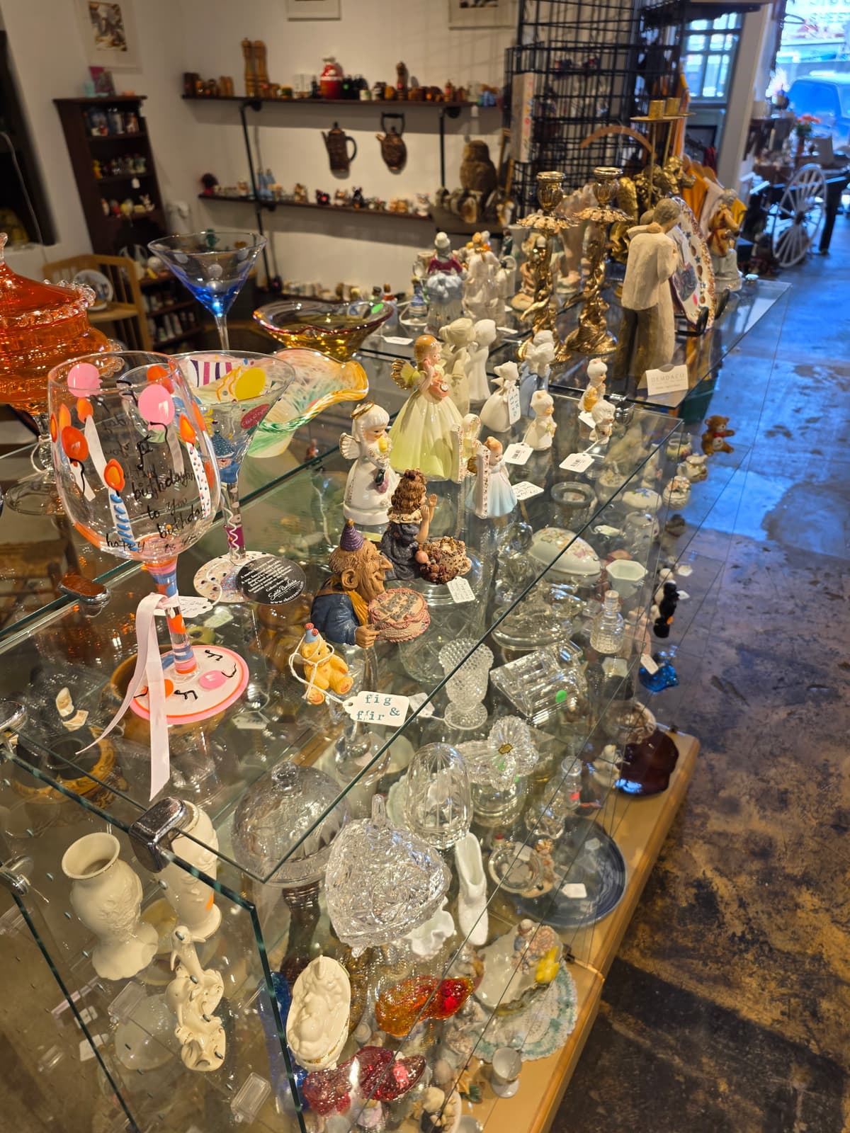 Fig & Fir Resale interior